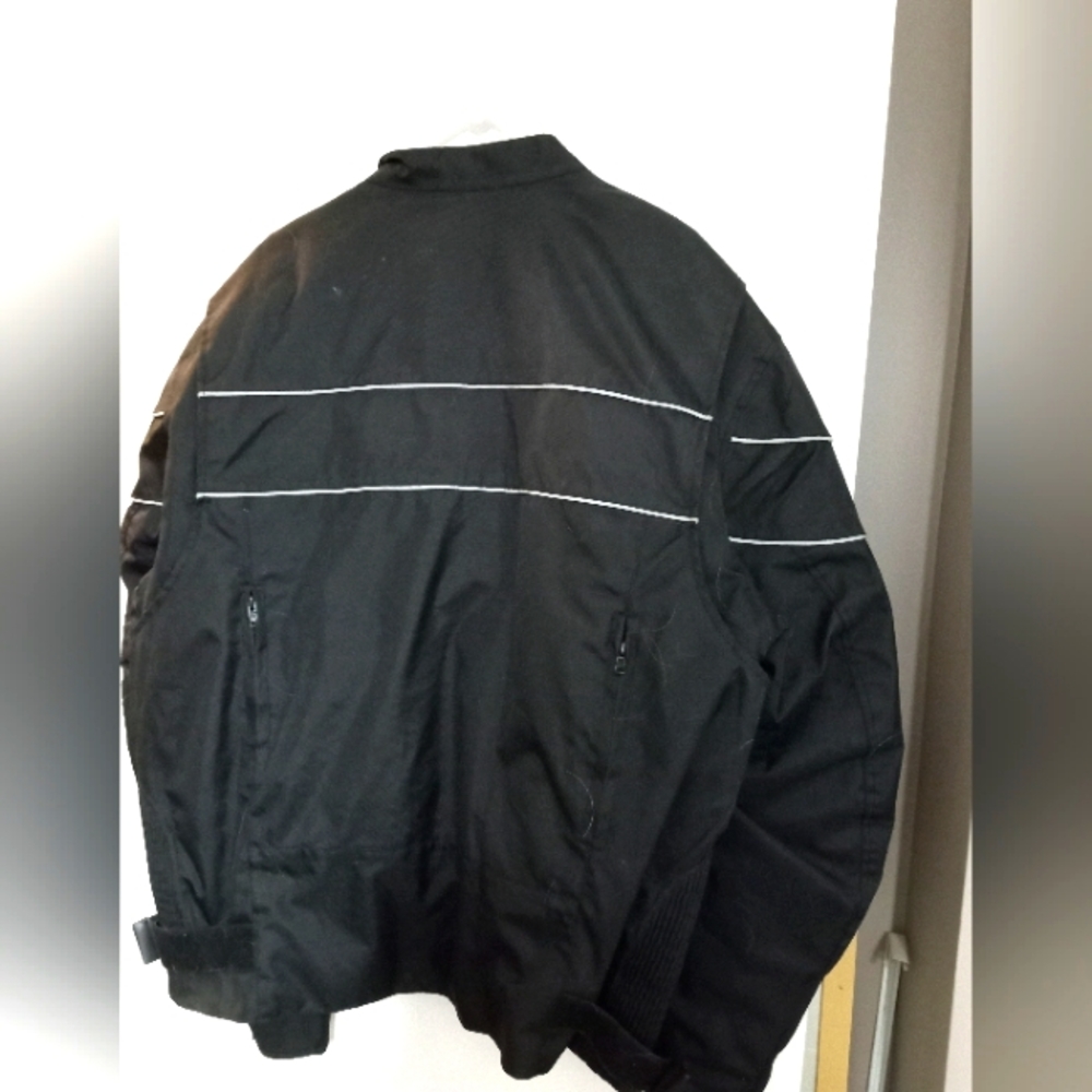 Jacket - Picture 2 of 3